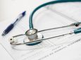 Στον «αέρα» η ηλεκτρονική συνταγογράφηση στα νοσοκομεία – Ανεκπαίδευτοι γιατροί και προβλήματα πριν την πρεμιέρα  