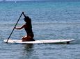 Τσουχτερά πρόστιμα στην παραλία: Τι ισχύει για SUP, ρακέτες, ηχορύπανση, ελεύθερο κάμπινγκ