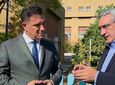 Γ. Χατζημάρκος: “Δύο μεγάλες δεσμεύσεις Γεωργιάδη” – Κίνητρα για τους γιατρούς των νησιών και συνεργασία Ρόδου με το Αττικόν για το Ακτινοθεραπευτικό  
