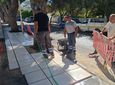 Eπισκευή των πεζοδρομίων έξω από το Κλειστό Γυμναστήριο Κω «Δημήτρης Παππούλης»