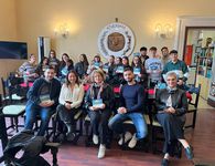 Λύκειο από τη Νάπολη επισκέφτηκε την Έπαρχο Ντίνα Σβύνου