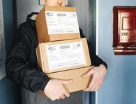 Τέλος τα μετρητά στις αντικαταβολές μέσω courier – Πώς θα πληρώνουμε τα δέματα