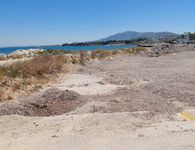 M. Γιωργαλλής: Μαστιχάρι - Εδώ που κάποτε έδεναν βάρκες, τώρα φυτρώνουν χόρτα στο πυθμένα