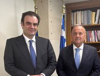 Συνάντηση του Γ. Παππά με τον Κ. Πιερρακάκη για τη φορολογία, τη ρευστότητα και τις μικρομεσαίες επιχειρήσεις