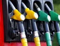 Fuel Pass 2026: Ανοιχτή για όλα τα ΑΦΜ η πλατφόρμα – Εκτιμήσεις για πάνω από ένα εκατομμύριο αιτήσεις, πότε γίνονται οι πληρωμές