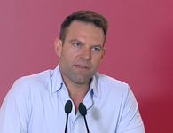 Σ. Κασσελάκης: Υπάρχουν πολλοί gay σε Βουλή και κυβέρνηση που κρύβονται από φόβο για την εικόνα τους