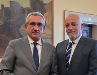 Συνάντηση του Περ/ρχη με τον Δ/ντα Σ/λο της Attica Group με θέμα την πυρκαγιά στο Carrier 2