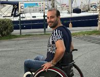 Β. ΧΑΔΟΥΛΗΣ: ΟΔΟΣ ΜΗΤΡΟΠΟΛΙΤΗ ΝΑΘΑΝΑΗΛ - ΠΟΣΟ ΠΡΕΠΕΙ ΝΑ ΚΙΝΔΥΝΕΨΕΙ ΜΙΑ ΖΩΗ ΓΙΑ ΝΑ ΚΑΝΕΤΕ ΚΑΤΙ;