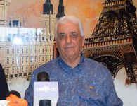 K. Kαϊσερλης: Στο παγκάκι σήμερα ξαφνικά ο Κωστογλάκης με τον Βογιατζή και να και ο Σάκης.