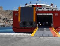 Δεμένα τα πλοία στα λιμάνια την Πέμπτη λόγω απεργίας που προκήρυξε η ΠΝΟ