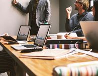 ΔΥΠΑ: Τα τελευταία ασφαλιστικά «χιλιόμετρα» πριν τη σύνταξη επιδοτεί με πρόγραμμα της για άνεργους από 57 έως 74 ετών