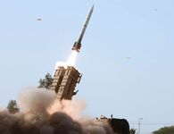 Παίρνει φωτιά πάλι η Μέση Ανατολή: Το Ισραήλ ξεκίνησε επιθέσεις στην Τεχεράνη