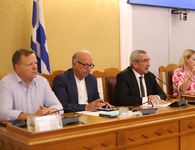 «Δεν μπορεί η πολιτική να είναι άθλημα πλουσίων»: Προβληματισμός στο Περιφερειακό Συμβούλιο για τις αποζημιώσεις των συμβούλων  