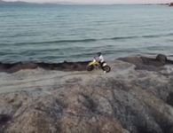 Μ. Γιωργαλλής: Μετέτρεψαν σε πίστα για motocross το λιμάνι Μαστιχαρίου (vid)