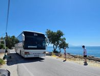 Καταγγελία του Σωματείου Τουρ. Λεωφορείων Κω στον Εισαγγελέα για τον επικίνδυνο παραλιακό δρόμο στην Καρδάμαινα