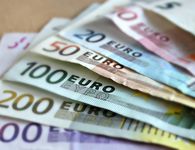 Γιατί δεν καταβλήθηκαν οι συντάξεις από τις ΗΠΑ στις 3 Απριλίου 2026 – Τι ισχύει για τους Ελληνοαμερικανούς συνταξιούχους