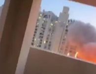 Φωτιά σε πολυτελές ξενοδοχείο του Ντουμπάι μετά από ιρανική πυραυλική επίθεση 