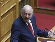 Άτοκα δάνεια για εμπόρους σε Κω και Ρόδο που επλήγησαν από την πυρκαγιά στο «BLUE CARRIER 2» ζητά στη Βουλή ο Γ. Νικητιάδης