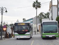 Υπερψηφίστηκε το νομοσχέδιο για τις Μεταφορές: Τι αλλάζει στις συγκοινωνίες – Κυρώσεις για Δήμους που δεν φροντίζουν τις στάσεις λεωφορείων  