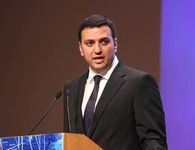 B. Kικίλιας για τη φωτιά στο πλοίο Carrier 2: Ελεγχόμενη η κατάσταση - Προτεραιότητα η προστασία της ανθρώπινης ζωής