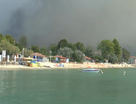 Ανεξέλεγκτη η φωτιά στη Σίβηρη Χαλκιδικής: Νέα ενίσχυση των δυνάμεων-Απεγκλωβισμοί μέσω θαλάσσης