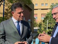 Γ. Χατζημάρκος: “Δύο μεγάλες δεσμεύσεις Γεωργιάδη” – Κίνητρα για τους γιατρούς των νησιών και συνεργασία Ρόδου με το Αττικόν για το Ακτινοθεραπευτικό  