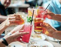 Τρεις εφαρμογές για απαγόρευση καπνού και αλκοόλ στους ανηλίκους από 16 Απριλίου 