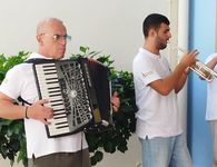 Η φιλαρμονική Κω γέμισε μελωδίες το 1ο Δημοτικό Σχολείο Κω