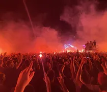 ΛΕΞ: Συγκέντρωσε πάνω από 20.000 θεατές σε συναυλία του στη Νέα Σμύρνη ο Έλληνας ράπερ