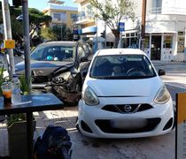 Τροχαίο στο κέντρο της πόλης, με σύγκρουση 2 αυτοκινήτων
