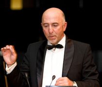 Θ. Πουλιού: Τέλος εποχής από την Φιλαρμονική - Ποιους ευχαριστεί και ποιους "κατηγορεί" 