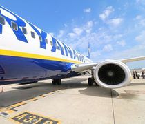 Ryanair: Μειώνει κατά 1,8 εκατ. τις θέσεις στις πτήσεις από Γερμανία  