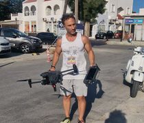 Συνδρομή του Μ. Χριστοδουλίδη με το drone του στην προσπάθεια πυρόσβεσης