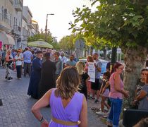 Σε εξέλιξη η συγκέντρωση διαμαρτυρίας για την Υγεία έξω από το Νοσοκομείο Κω