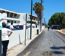 Σ. Τυράς για ασφαλτόστρωση δρόμου στη Λάμπη: Οι δημοτικοί άρχοντες πανηγυρίζουν την παρανομία