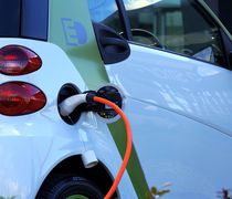  Νέα έκθεση: Τα plug-in υβριδικά μολύνουν σχεδόν όσο τα βενζινοκίνητα