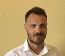 Απάντηση του Γιώργου Ζήρα, υποψήφιου Προέδρου της ΔΗΜ. Τ.Ο. ΝΔ στον Μ. Εκατομμάτη