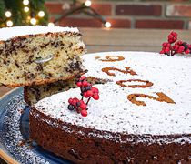 Το έθιμο της Βασιλόπιτας και τα Πρωτοχρονιάτικα έθιμα (γράφει η Ξανθίππη Αγρέλλη)