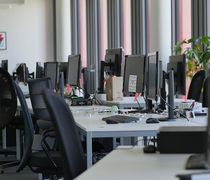 Οι επιχειρήσεις αυξάνονται, αλλά το 64% είναι ατομικές