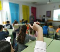 Λουτράκι: Δασκάλα κατήγγειλε 6χρονο μαθητή της ότι την θώπευσε εν ώρα μαθήματος - Διατάχθηκε ΕΔΕ για την εκπαιδευτικό