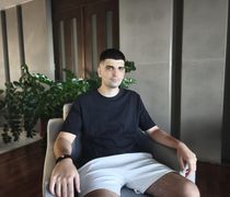 Ο Κώος Θεοδόσης Καπλανίδης αποφοίτησε με τον μεγαλύτερο βαθμό από το ΑΠΘ και ξεκινά μεταπτυχιακό στο Λονδίνο με υποτροφία