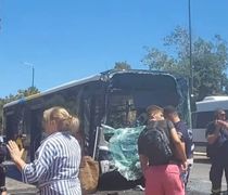 Σοβαρό τροχαίο στη Βούλα: Συγκρούστηκαν λεωφορεία του ΟΑΣΑ - Πολλοί τραυματίες