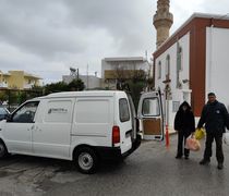 Διανομή τροφίμων από το ΒΑΚΟΥΦ ΚΩ