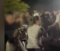Χαμός και ξύλο σε πανηγύρι με τη Γωγώ Τσαμπά - "Έφευγαν" στον αέρα τραπέζια, καρέκλες και μπουκάλια 