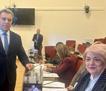 Με μεγάλη πλειοψηφία, ο Μ. Κόνσολας εξελέγη Πρόεδρος της Επιτροπής Περιφερειών της Βουλής