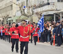 Παρέλαση της "Φιλαρμονικής Κώων Π. Τσακανιάς" στο κέντρο της πόλης στις 12/7