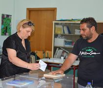 Δημοσκόπηση μετά την ΔΕΘ φέρνει τα "πάνω κάτω" στην κατανομή των βουλευτικών εδρών στα Δωδ/σα - Πως "μοιράζονται"