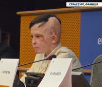 «Συγκλόνισε» το Ευρωκοινοβούλιο η μαρτυρία 11χρονου Ουκρανού που ζει από θαύμα και μεγαλουργεί - «Η τελευταία φορά που είδα τη μαμά μου»