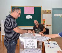 "Σηκώνουν μανίκια" τα στελέχη κομμάτων στα Δωδ/σα - Σε πλήρη ετοιμότητα για το ενδεχόμενο πρόωρων εκλογών