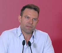 Σ. Κασσελάκης: Υπάρχουν πολλοί gay σε Βουλή και κυβέρνηση που κρύβονται από φόβο για την εικόνα τους